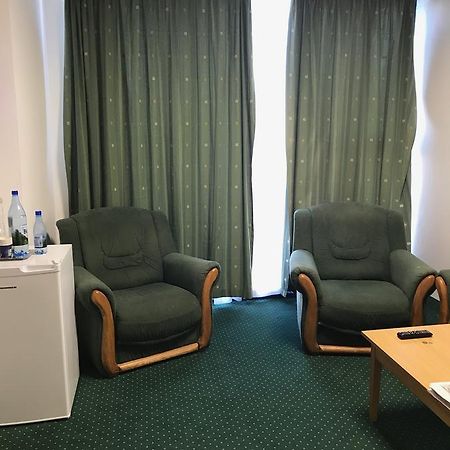 Apartament In Regim Hotelier Bacău Екстериор снимка