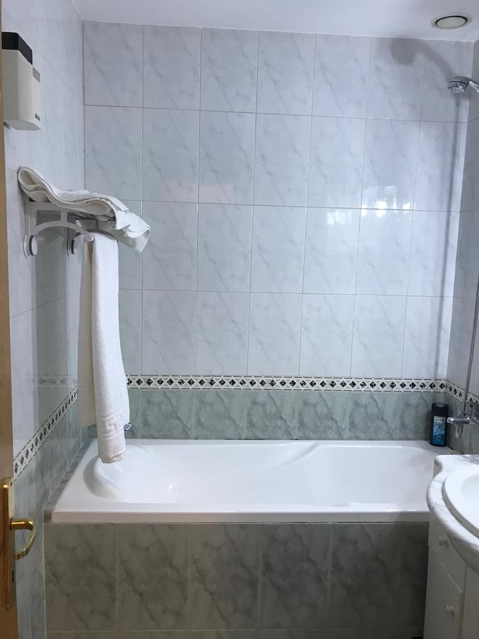 Apartament In Regim Hotelier Bacău Екстериор снимка