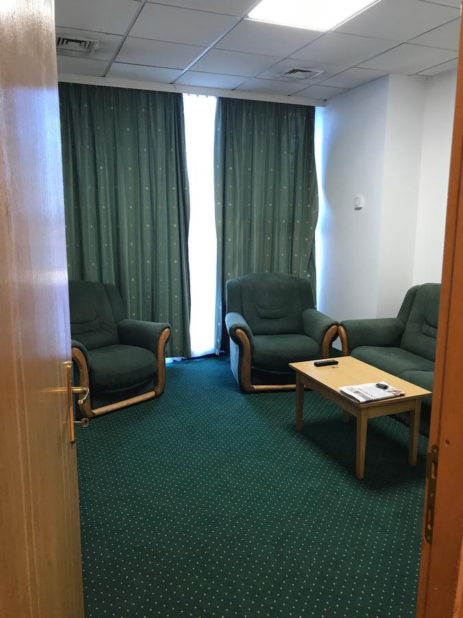 Apartament In Regim Hotelier Bacău Екстериор снимка