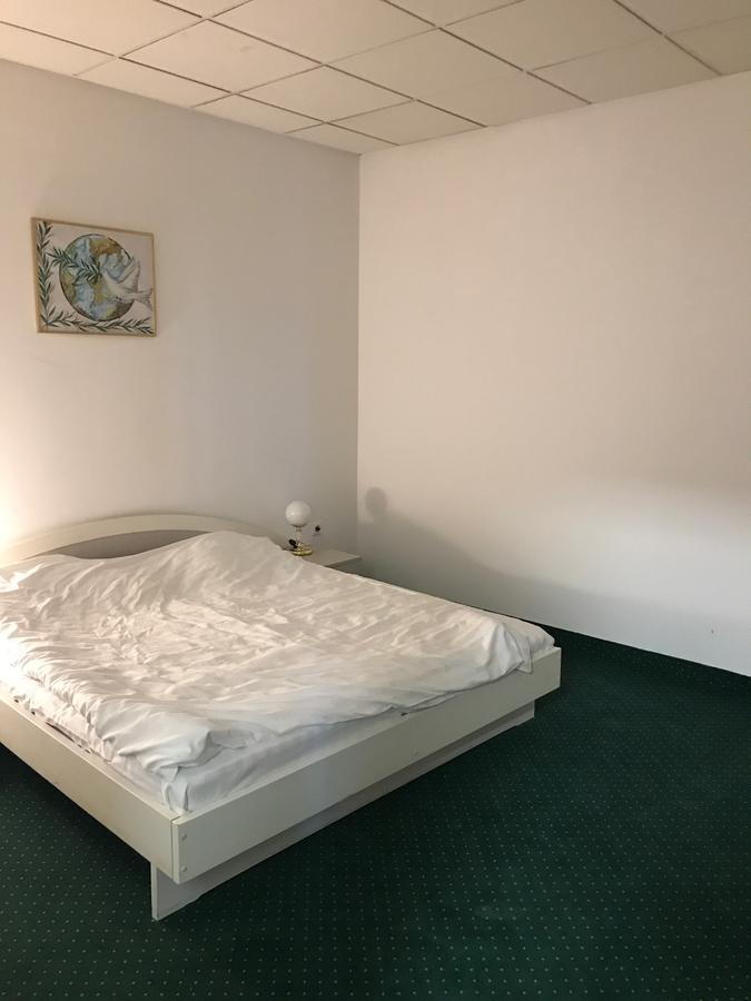 Apartament In Regim Hotelier Bacău Екстериор снимка