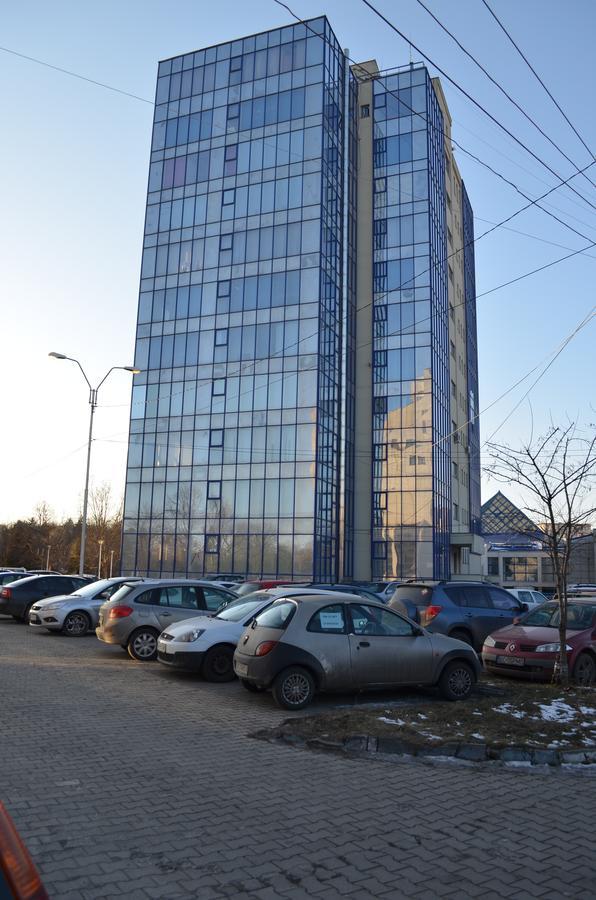Apartament In Regim Hotelier Bacău Екстериор снимка
