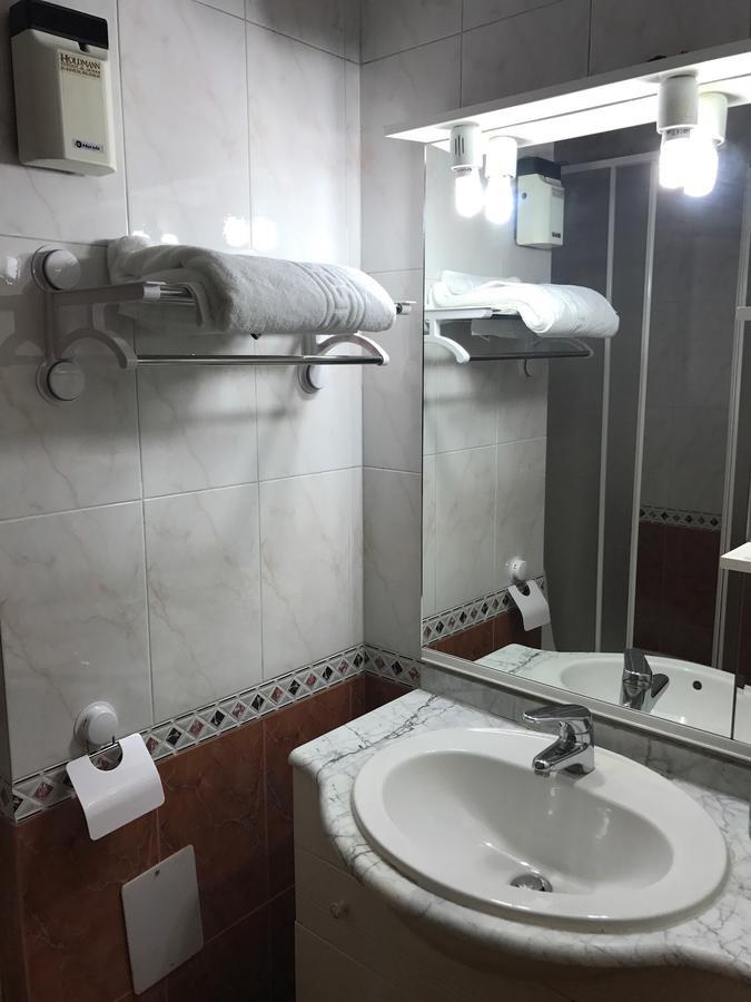 Apartament In Regim Hotelier Bacău Екстериор снимка