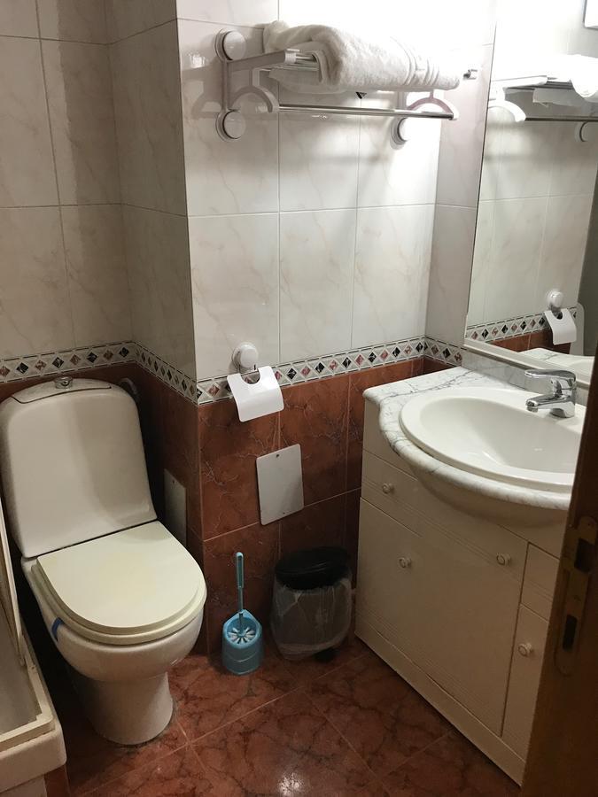Apartament In Regim Hotelier Bacău Екстериор снимка